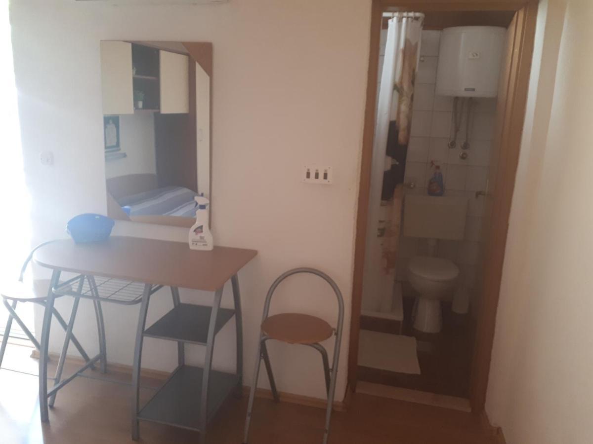 Apartmani Leko Mirjana Baška Voda Kültér fotó