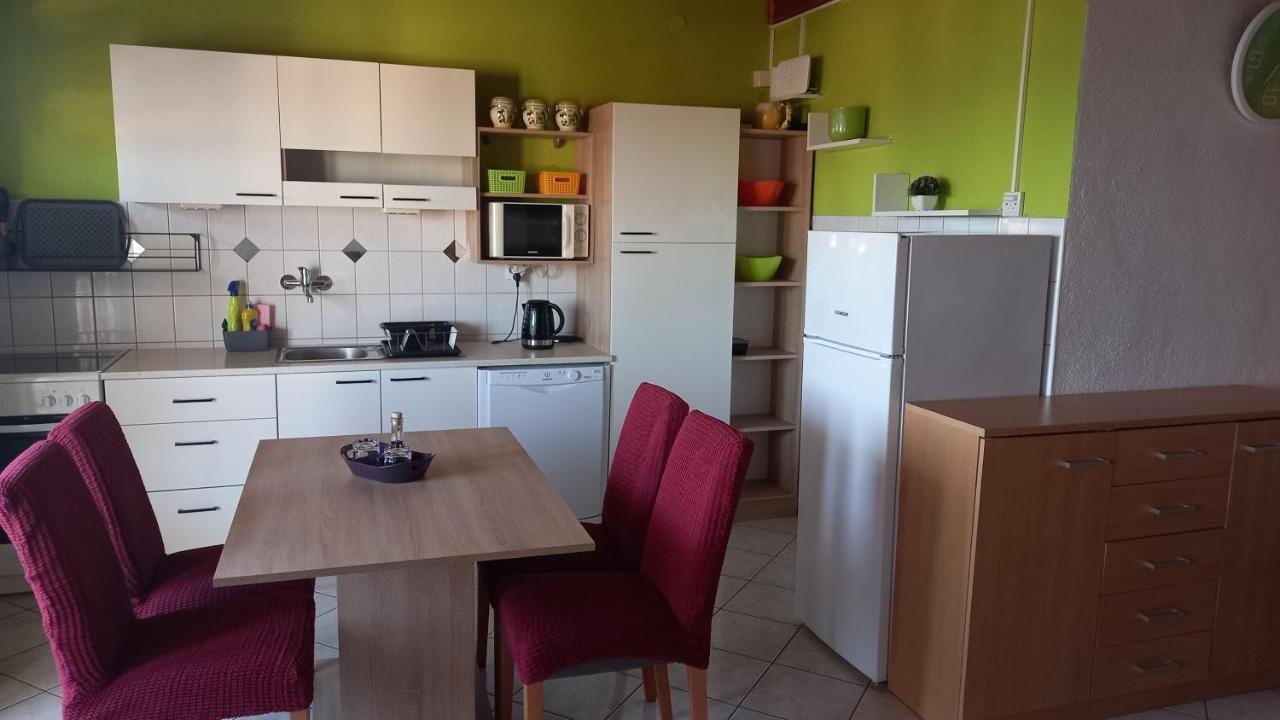 Apartmani Leko Mirjana Baška Voda Kültér fotó